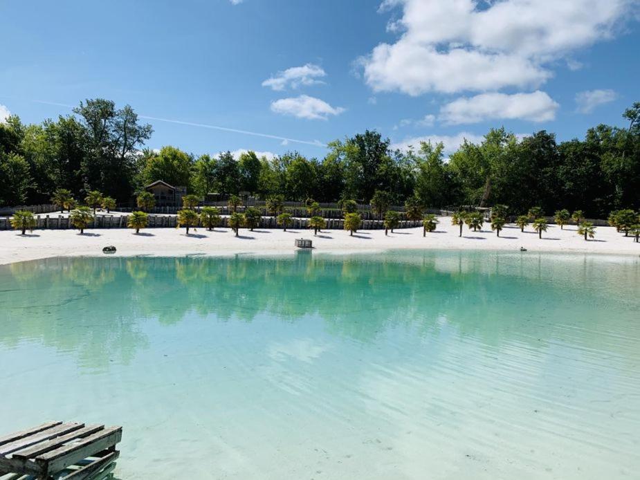 Hotel Kampaoh Mézos Zewnętrze zdjęcie
