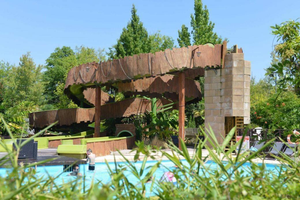 Hotel Kampaoh Mézos Zewnętrze zdjęcie