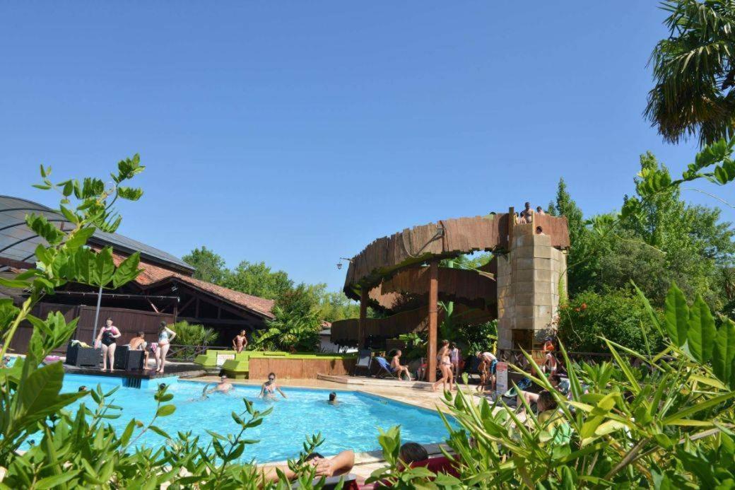 Hotel Kampaoh Mézos Zewnętrze zdjęcie