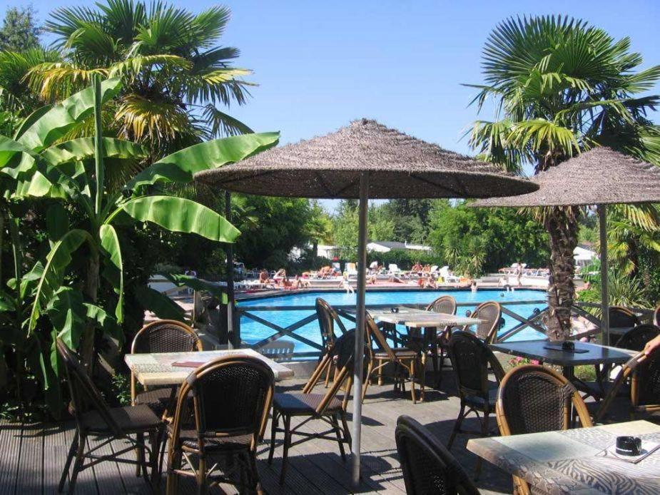 Hotel Kampaoh Mézos Zewnętrze zdjęcie