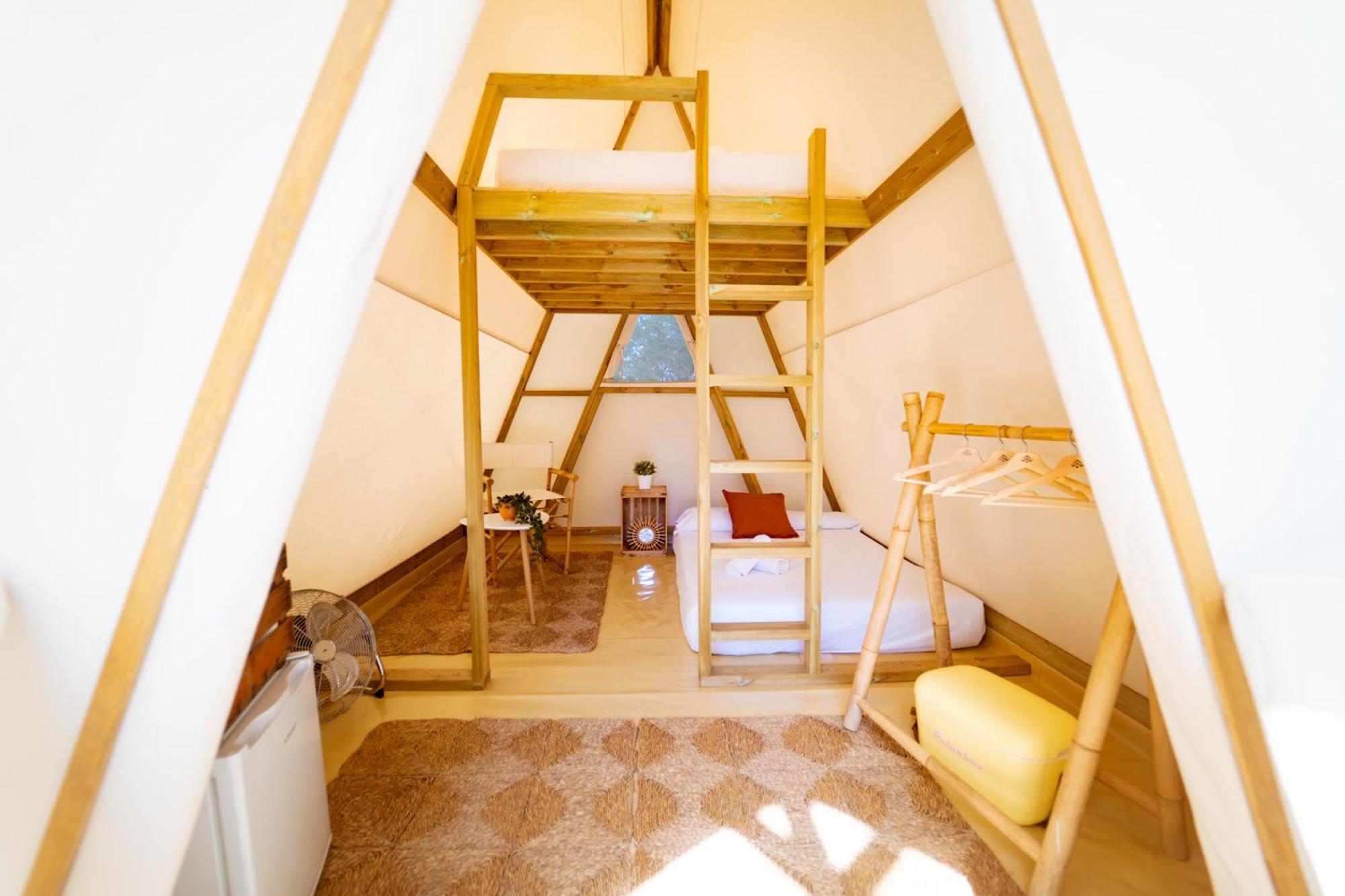 Hotel Kampaoh Mézos Zewnętrze zdjęcie